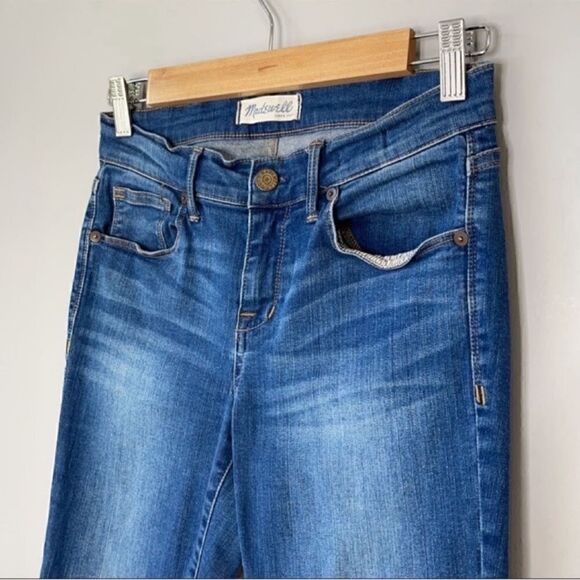 Madewell 9” Mid-Rise Skinny Jeans With Magic Pockets - Picture 9 of 13